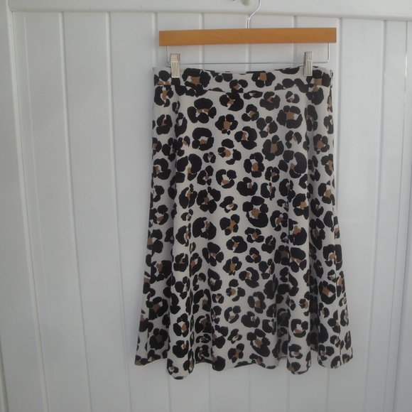 Ann Taylor Skirt Women's Size 4 Petite High-Quality Animal Print Fall Preppy - Picture 2 of 4